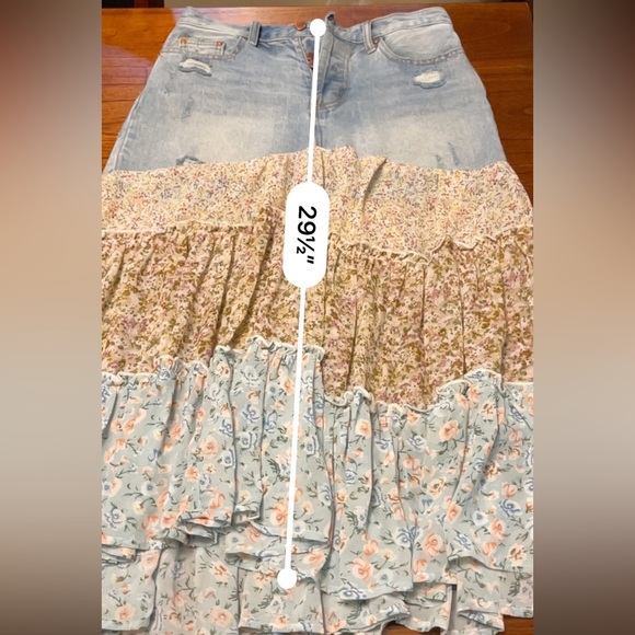 Repurposed skirt—velvet heart shorts/gigio top.  Unique! - Picture 5 of 5